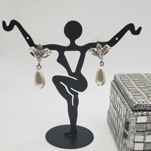 Pearl and rhinestone post earrings